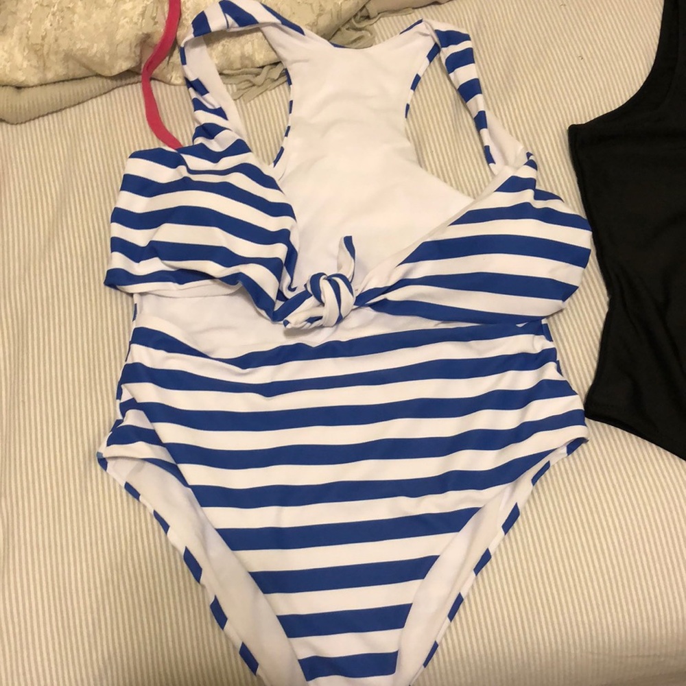 Bathing suit